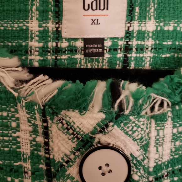 Amazing Library jacket - Picture 2 of 7